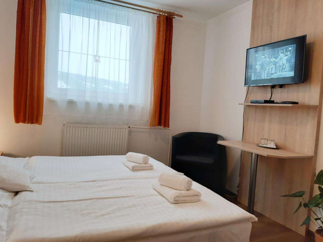 Penzion Lúčky エクステリア 写真